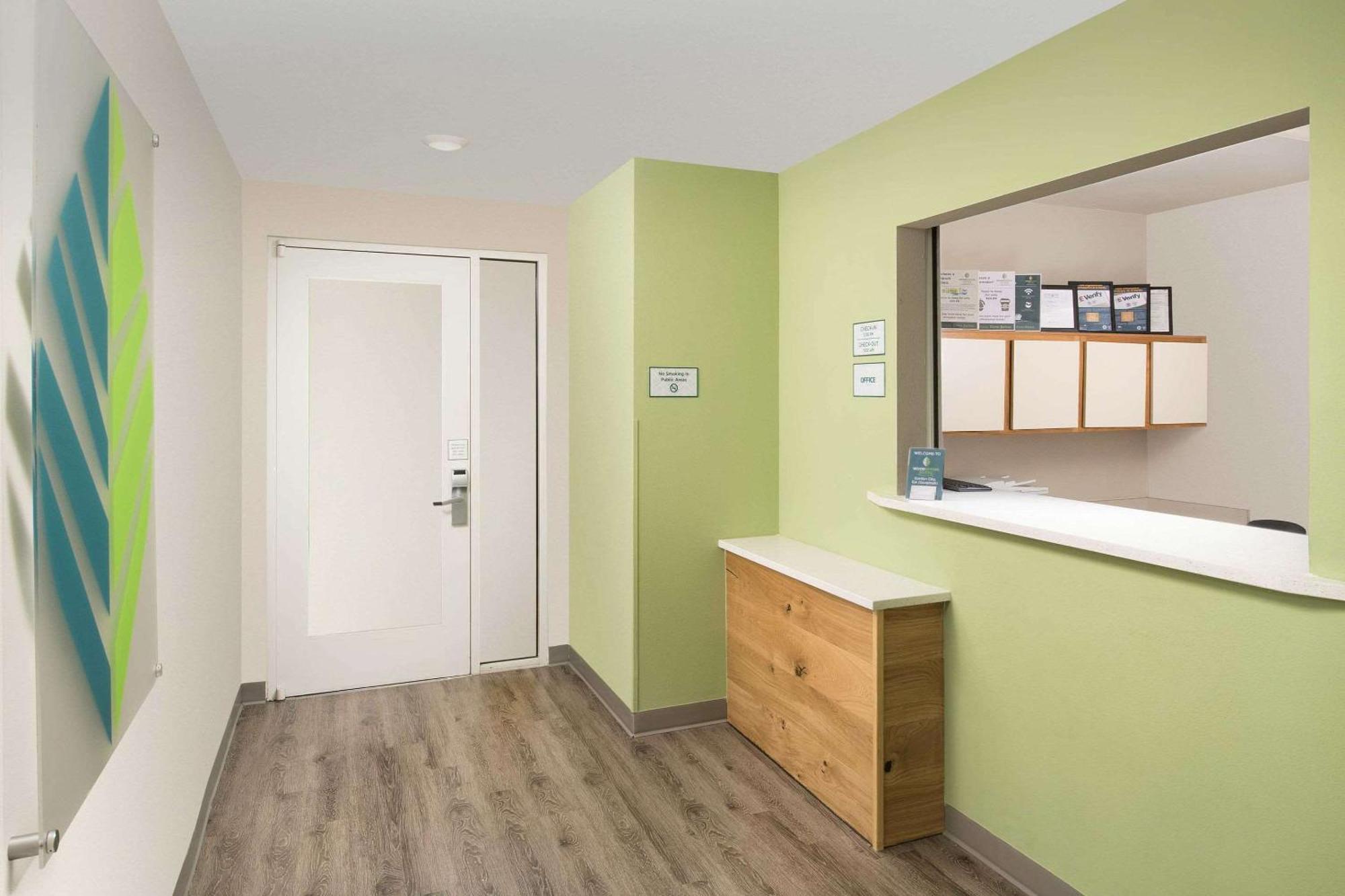Woodspring Suites Savannah Garden City מראה חיצוני תמונה