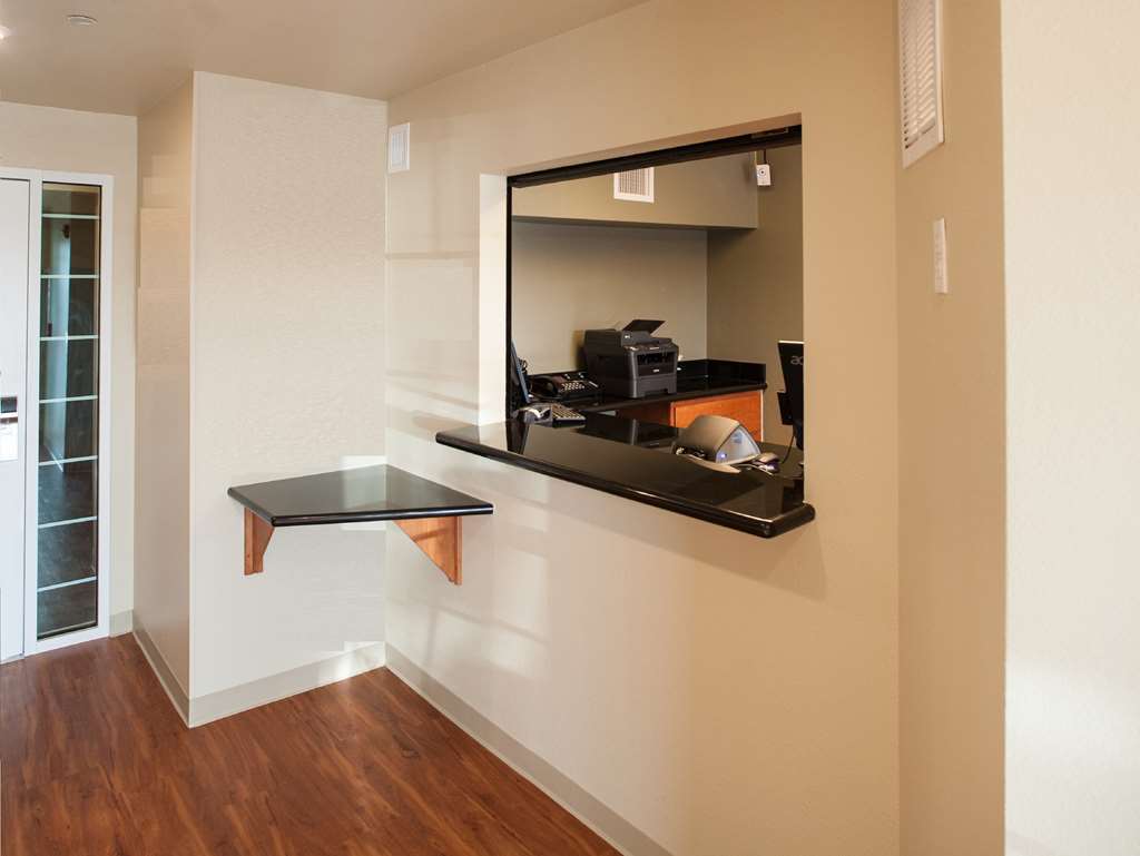 Woodspring Suites Savannah Garden City מראה פנימי תמונה