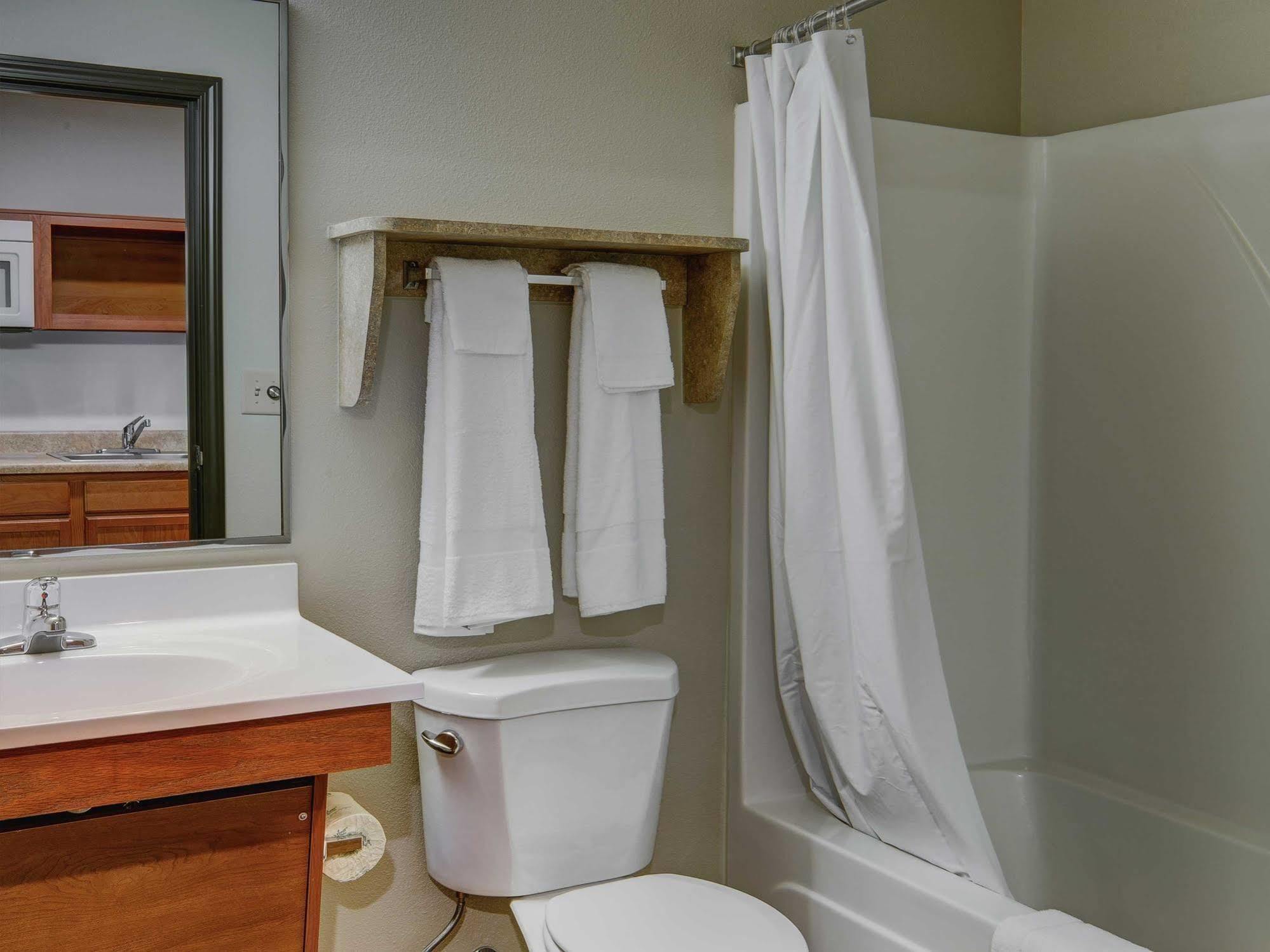 Woodspring Suites Savannah Garden City מראה חיצוני תמונה